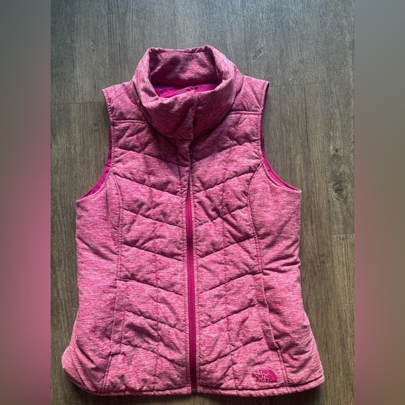 The North Face Pink Quilted Vest - Picture 1 of 7